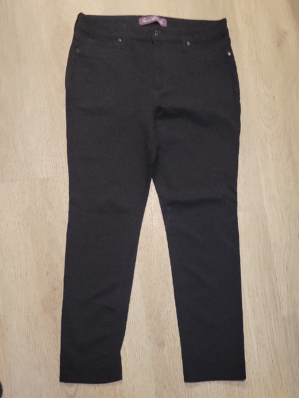 Women's Gloria Vanderbilt Black Ankle Soft Trousers Size 12 Leggins